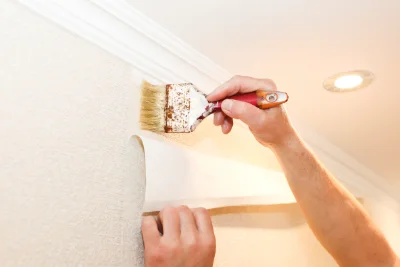 Pose de papier peint à Bargny — revêtements muraux et toiles de verre